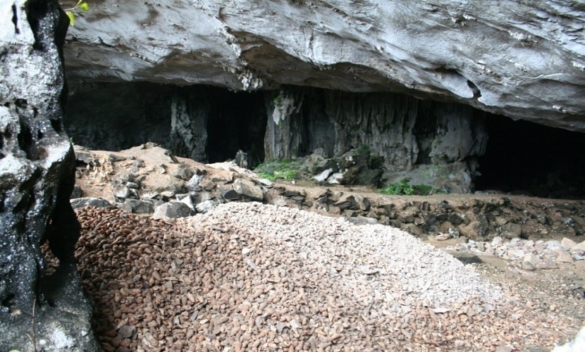 Nét văn hóa cổ xưa ở hang Mê Cung của Hạ Long